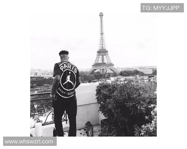 足球明星踢球时的时尚穿搭指南让你成为场上最靓的仔 足球明星踢球时的时尚穿搭指南让你成为场上最靓的仔