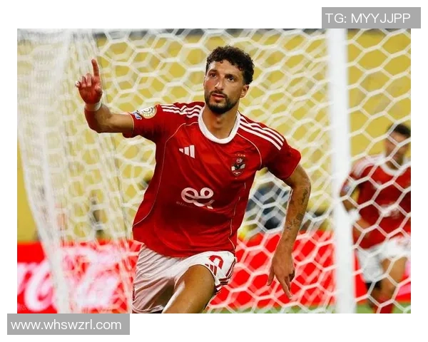 足球明星阿里戴伊的传奇旅程与对足球的深刻影响