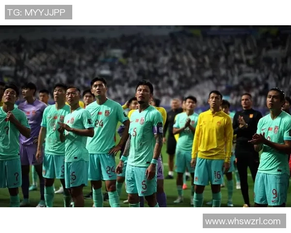 中国足球明星盘点：那些年我们追逐的绿茵传奇与现役球员