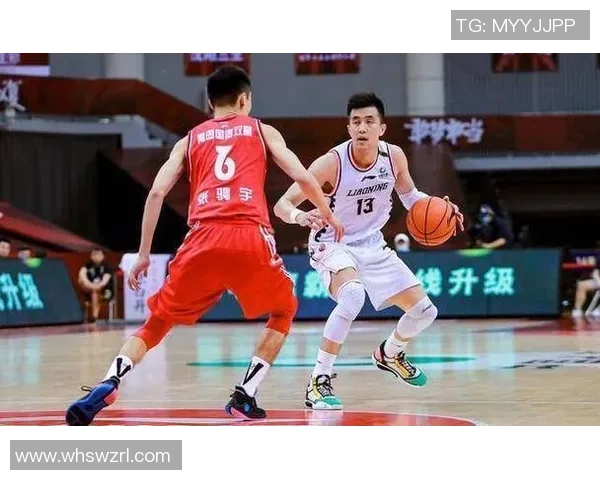 武汉篮球队与深圳篮球队赛后复盘分析球员个人能力的对比与启示 武汉篮球队与深圳篮球队赛后复盘分析球员个人能力的对比与启示